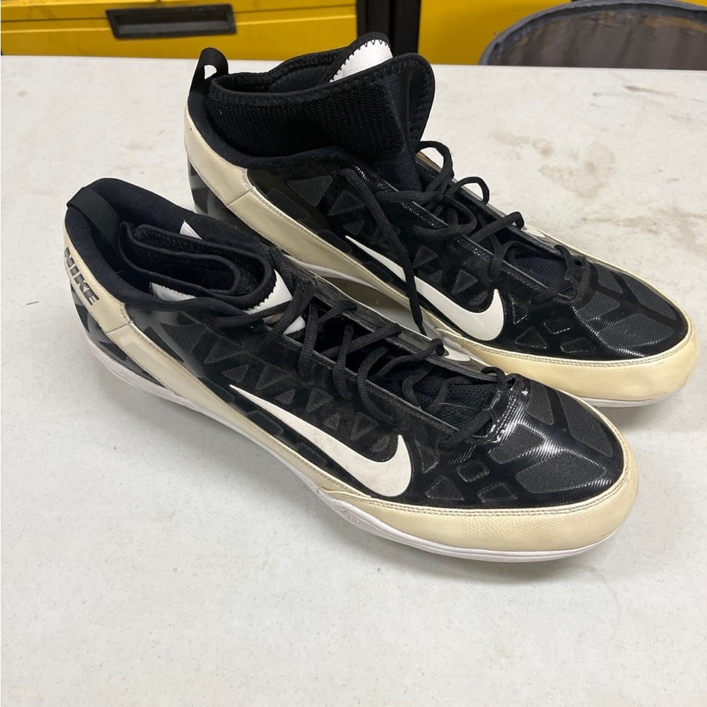 Nike Superbad Mens Football Cleats size 18